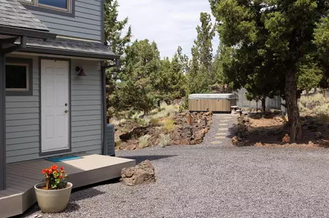 Exterior - 22310 Sweetgrass Dr, Bend, OR 97702 photo 15 of 27