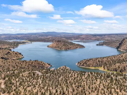 7732 Bitterroot Way, Prineville, OR 97754