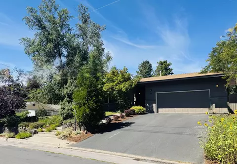 1985 Benson Ave, Klamath Falls, OR 97601