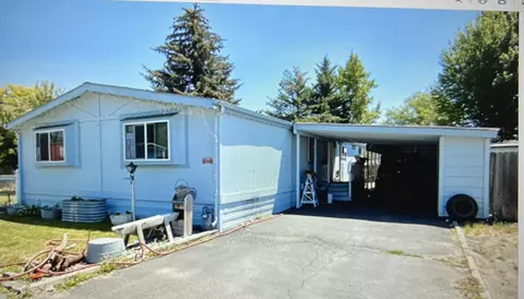 3415 Crest St #24, Klamath Falls, OR 97603