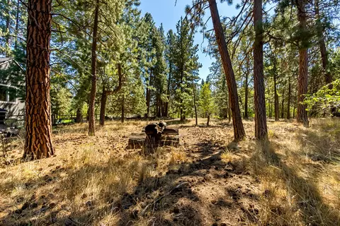 380 S Timber Creek Dr, Sisters, OR 97759