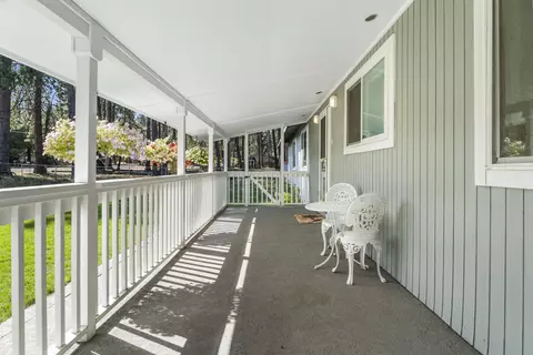 Exterior - 59773 Cheyenne Rd, Bend, OR 97702 photo 1 of 10