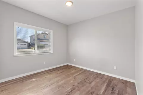 822 NW Cooke Ave, Grants Pass, OR 97526 photo 20