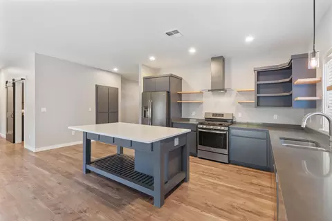 822 NW Cooke Ave, Grants Pass, OR 97526 photo 7