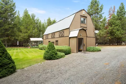 16034 Cascade Ln, La Pine, OR 97739