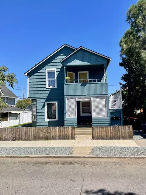 440 N Grape St, Medford, OR 97501