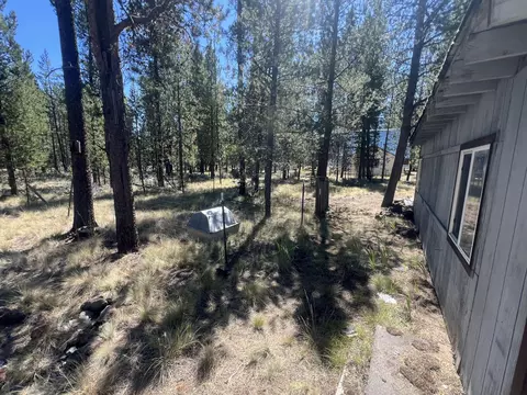 Exterior - 52208 Elderberry Ln, La Pine, OR 97739 photo 9 of 9