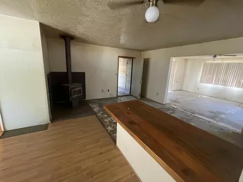 Living - 52208 Elderberry Ln, La Pine, OR 97739 photo 1 of 5