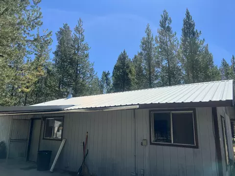 Exterior - 52208 Elderberry Ln, La Pine, OR 97739 photo 7 of 9