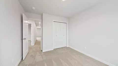 Bedroom - 21720 SE Stromboli Ln, Bend, OR 97702 photo 5 of 9