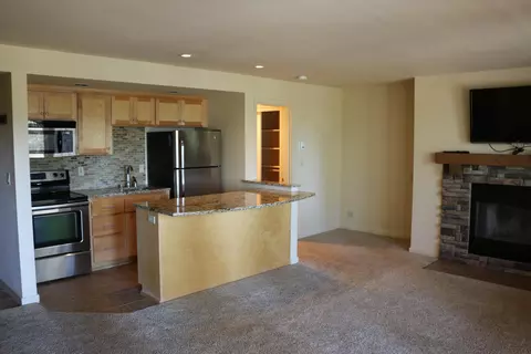 18575 SW Century Dr #221, Bend, OR 97702