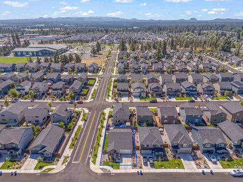 20537 SE Byron Ave, Bend, OR 97702 photo 38