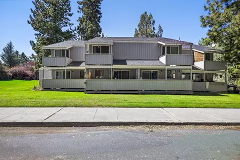 8 SW Mckinley Ave, Bend, OR 97702