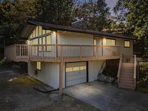 1441 NW B St, Grants Pass, OR 97526