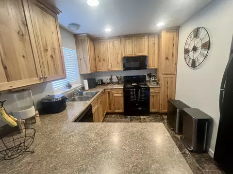 133 Neva St, Eagle Point, OR 97524 photo 5
