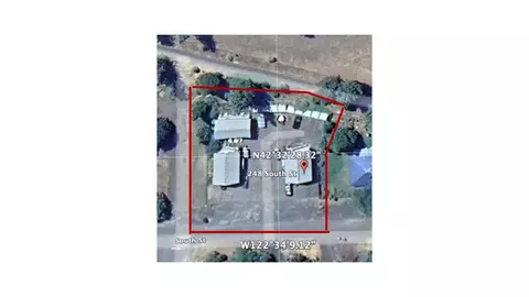 248 South St, Butte Falls, OR 97522