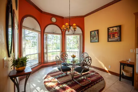Dining - 100 Pebble Creek Dr, Eagle Point, OR 97524 photo 1 of 1