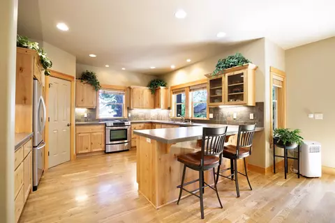 2179 NW High Lakes Loop, Bend, OR 97703 photo 11