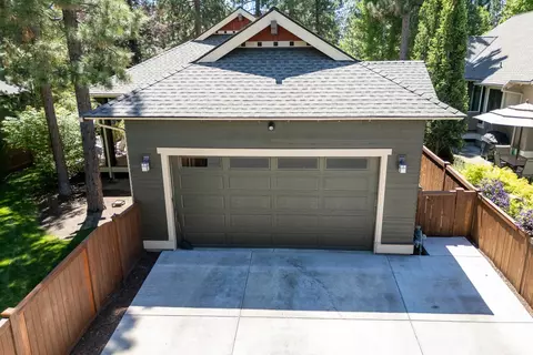 2179 NW High Lakes Loop, Bend, OR 97703 photo 35