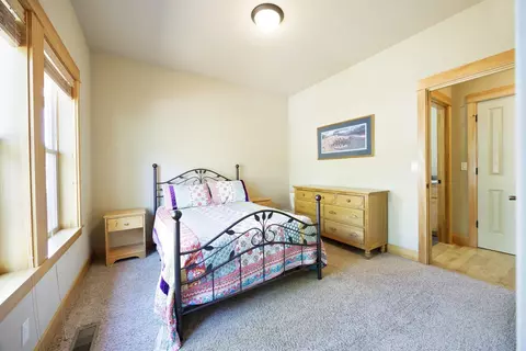 2179 NW High Lakes Loop, Bend, OR 97703 photo 22