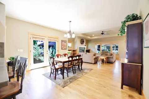 2179 NW High Lakes Loop, Bend, OR 97703 photo 16