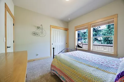 2179 NW High Lakes Loop, Bend, OR 97703 photo 23