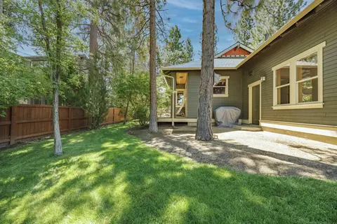 2179 NW High Lakes Loop, Bend, OR 97703 photo 4