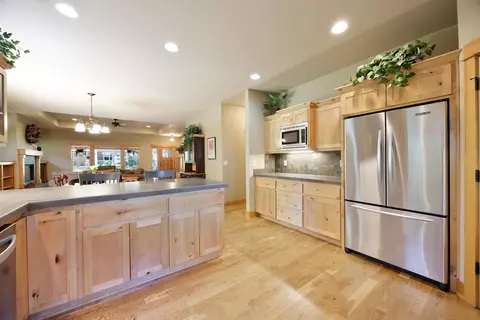 2179 NW High Lakes Loop, Bend, OR 97703 photo 15