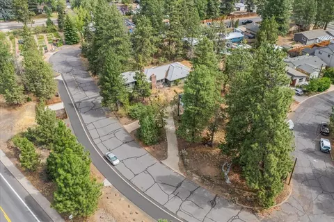 View/Area - 438 NE 9th St, Bend, OR 97701 photo 7 of 16