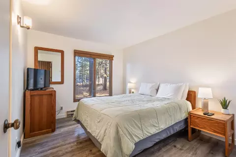 Bedroom - 19717 SW Mount Bachelor Dr #144, Bend, OR 97702 photo 1 of 3