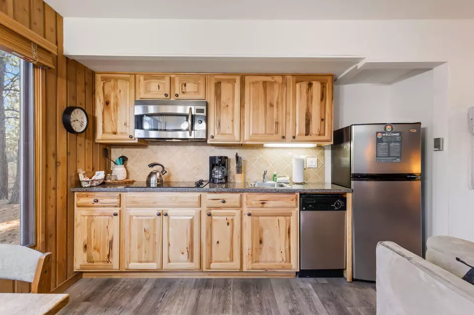 Kitchen - 19717 SW Mount Bachelor Dr #144, Bend, OR 97702 photo 1 of 1