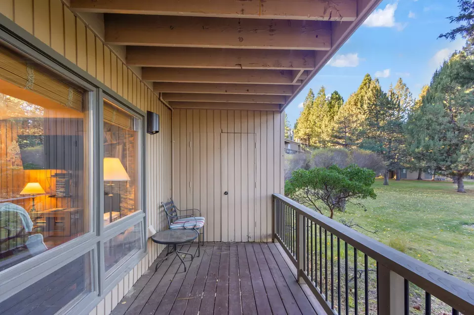 Exterior - 19717 SW Mount Bachelor Dr #144, Bend, OR 97702 photo 2 of 6