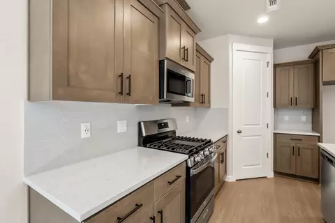 130 Valemont Dr #14, Eagle Point, OR 97524 photo 31