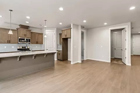 130 Valemont Dr #14, Eagle Point, OR 97524 photo 6