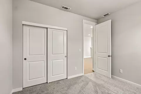 130 Valemont Dr #14, Eagle Point, OR 97524 photo 9