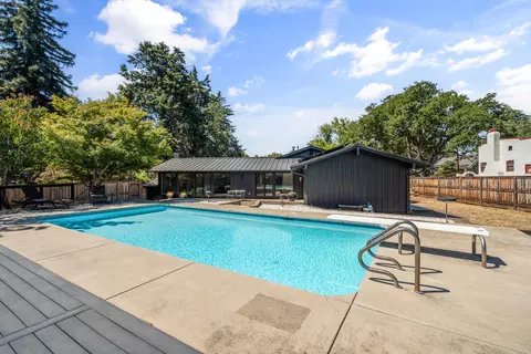 101 S Modoc Ave, Medford, OR 97504