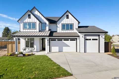 4315 SW Rhyolite Pl #LOT 18, Redmond, OR 97756