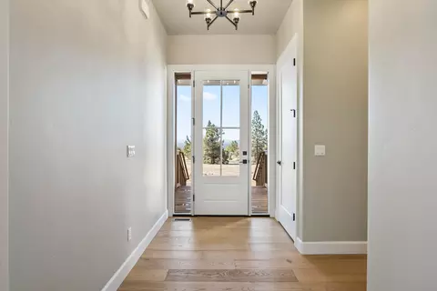 65299 85th St, Bend, OR 97703 photo 6