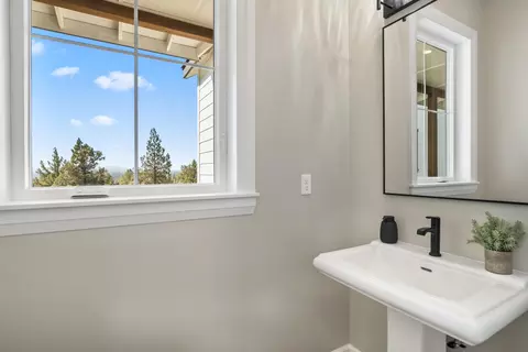 65299 85th St, Bend, OR 97703 photo 19