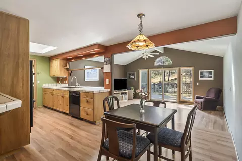 1115 NE Burnside Ave, Bend, OR 97701 photo 8