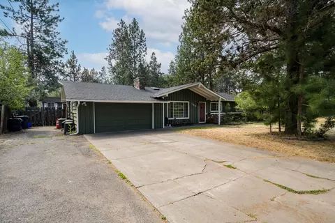 1115 NE Burnside Ave, Bend, OR 97701
