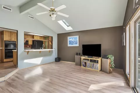 1115 NE Burnside Ave, Bend, OR 97701 photo 16