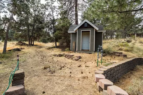 1115 NE Burnside Ave, Bend, OR 97701 photo 32