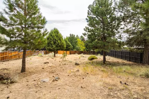 653 NW Powell Butte Loop, Bend, OR 97703 photo 11