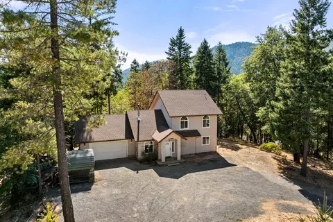 2600 Draper Valley Rd, Selma, OR 97538
