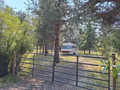 15478 Cascade Dr, La Pine, OR 97739