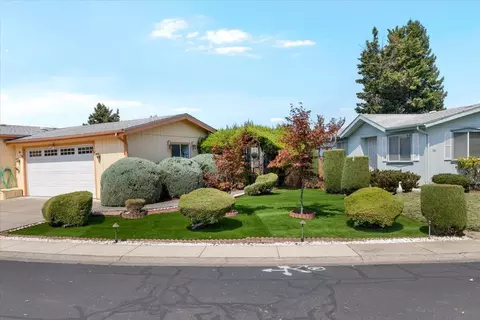 555 Freeman Rd UNIT 146, Central Point, OR 97502 photo 3