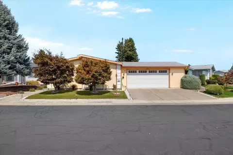 555 Freeman Rd UNIT 146, Central Point, OR 97502