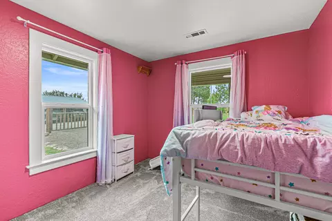 14145 Agate Rd, Eagle Point, OR 97524 photo 19