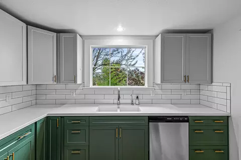14145 Agate Rd, Eagle Point, OR 97524 photo 13